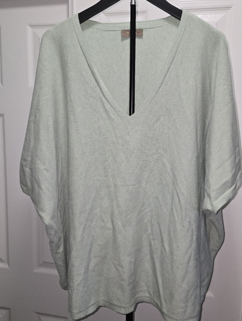 Aqua 3x Mila Milano Dolman Sweater Top